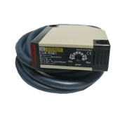 چشم مکعبی امرون مدل E3JK -R4M1